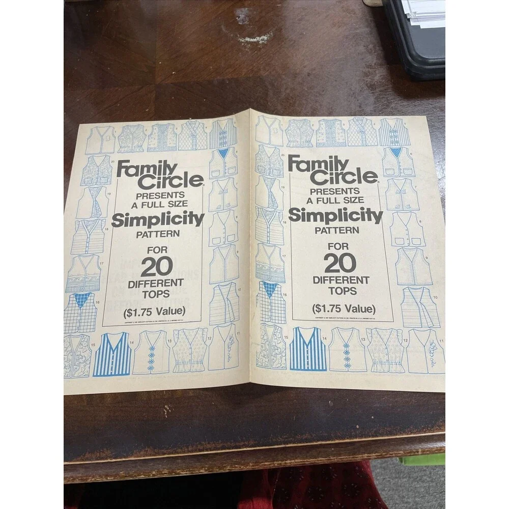 Family CIrcle SImplicity Full SIze Pattern 20 DIfferent Tops Uncut 1981